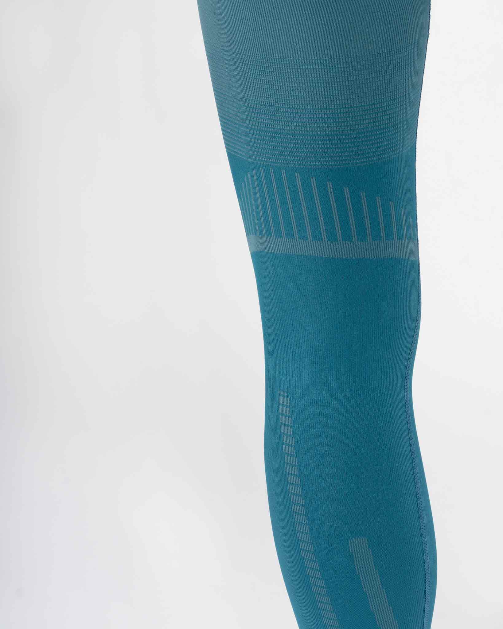Alive Performance Leggings - Image 11