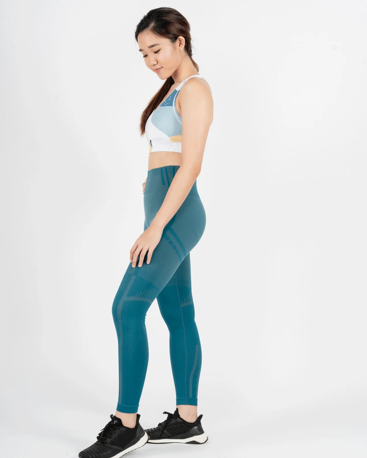 Alive Performance Leggings - Image 12