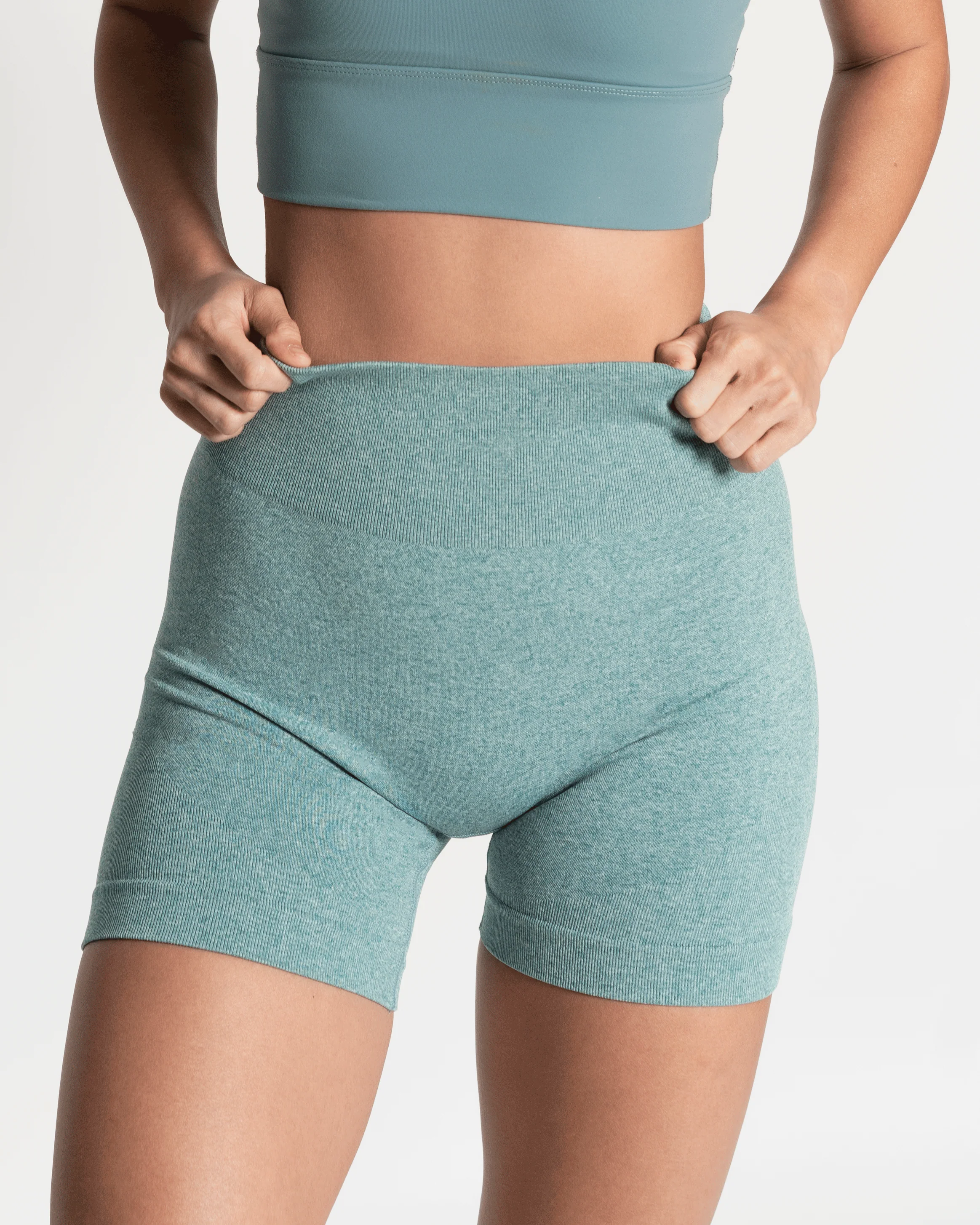 Form Seamless Shorts - Image 8